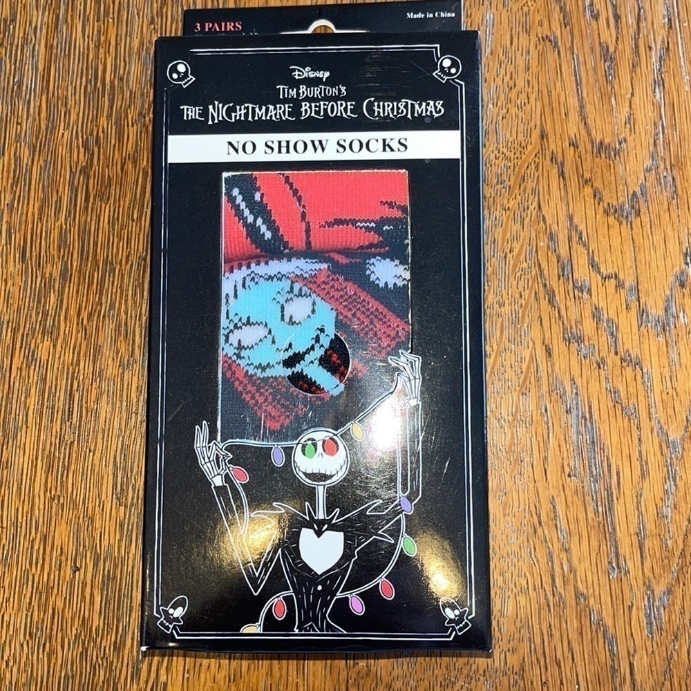 NEW IN BOX Disney Nightmare Before Christmas No Show Socks, 3pack